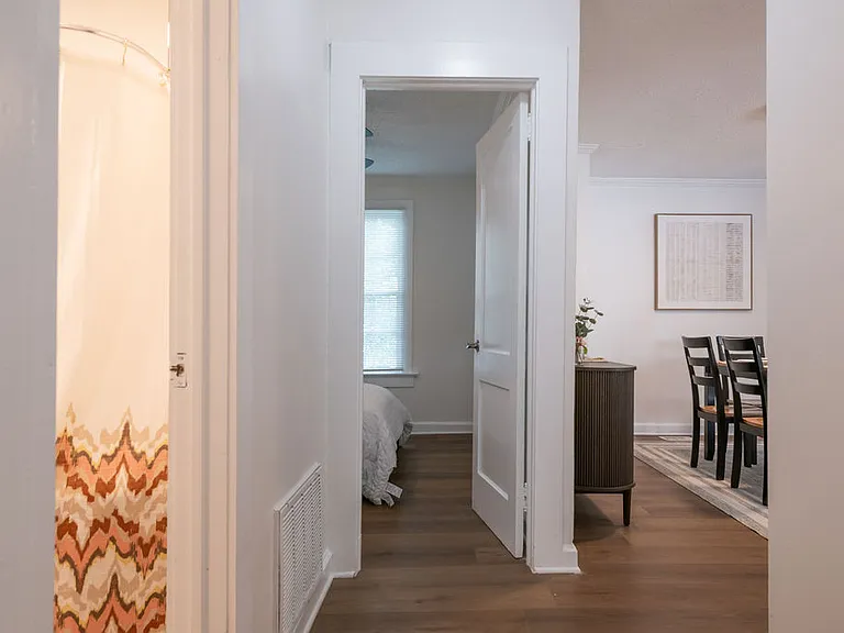 1177 Morley Ave SE — Photo 29