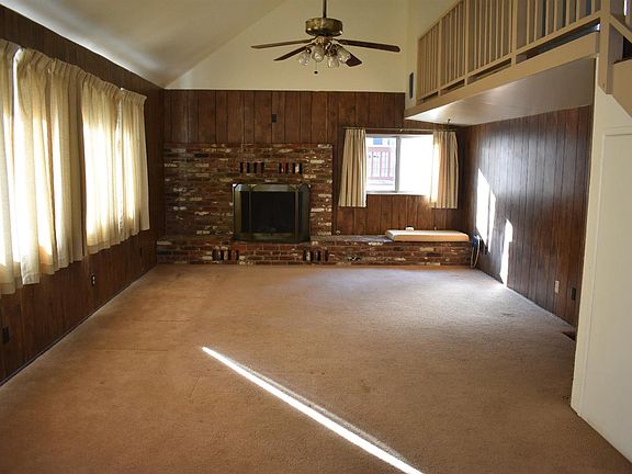 5th image of 1695 Twin Lakes Dr