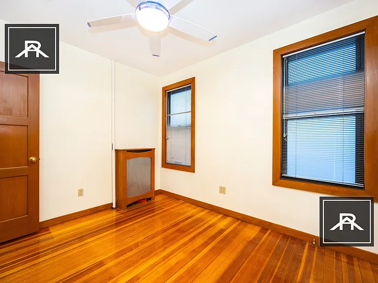 123 Browne St #2 — Photo 12