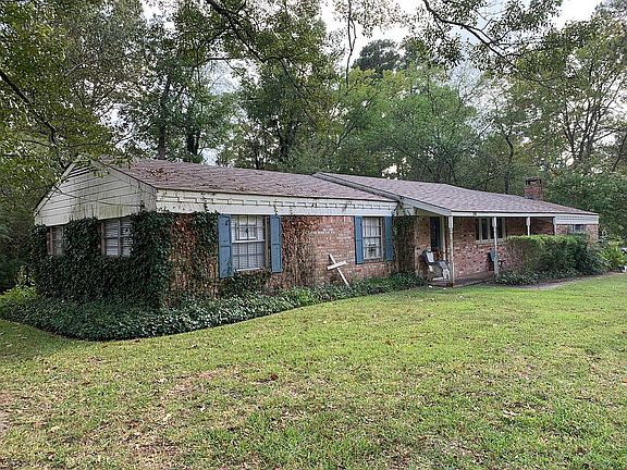 2nd image of 1201 Wildbriar Dr