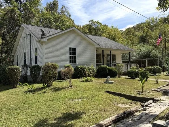 149 Alexander Ln, Pegram, TN 37143