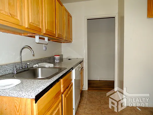 Rented by The Realty Depot | media 6