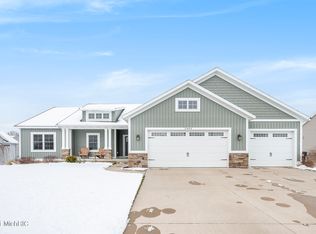 2489 Bridle Way NE, Belmont, MI 49306