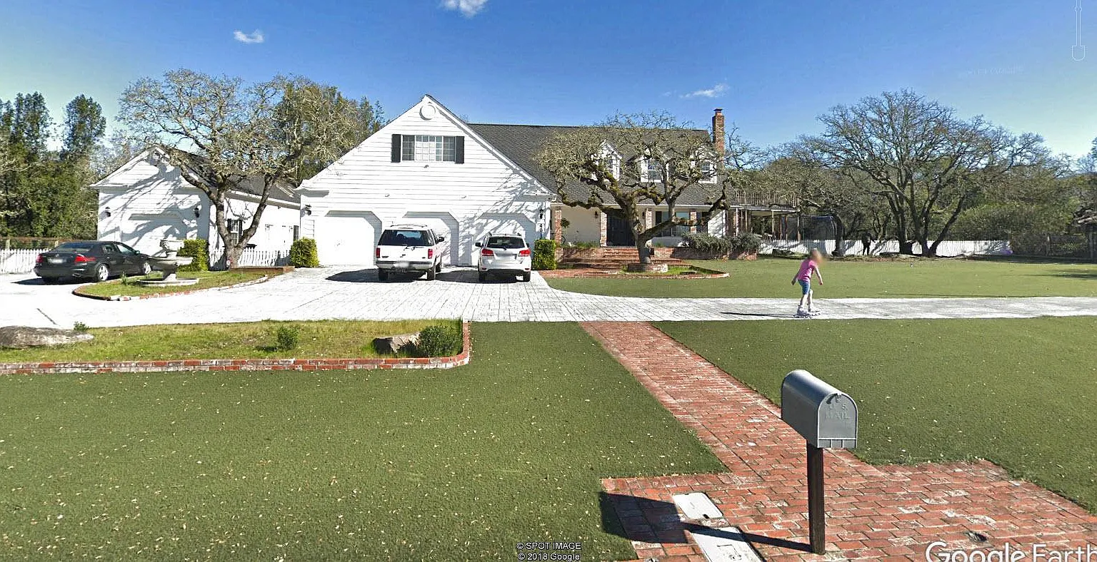 8 bed, 7220 sqft, $8,500 — Photo 1