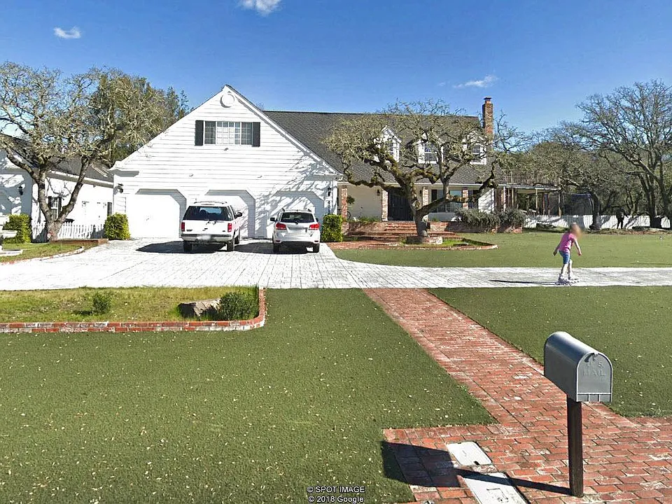 4016 Quartz Dr
