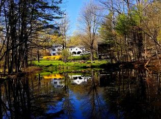 1156 Montalona Rd, Dunbarton, NH 03046