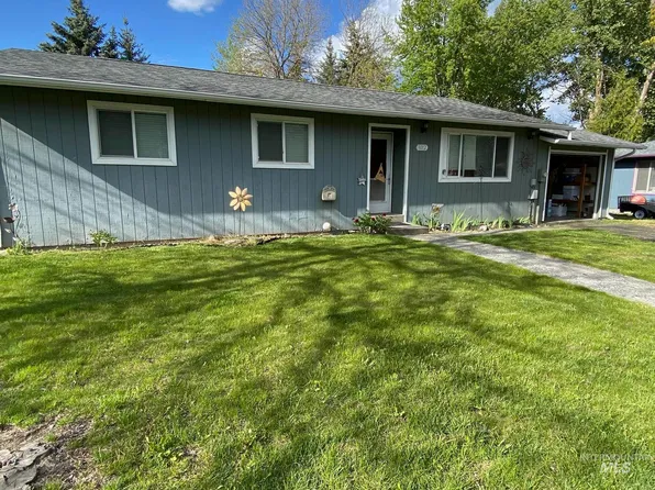 1012 Juliene Way, Moscow, ID 83843