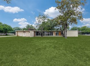 2626 Grove Hill Rd, Dallas, TX 75227