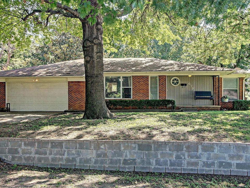 1st image of 679 S 93rd Ave E