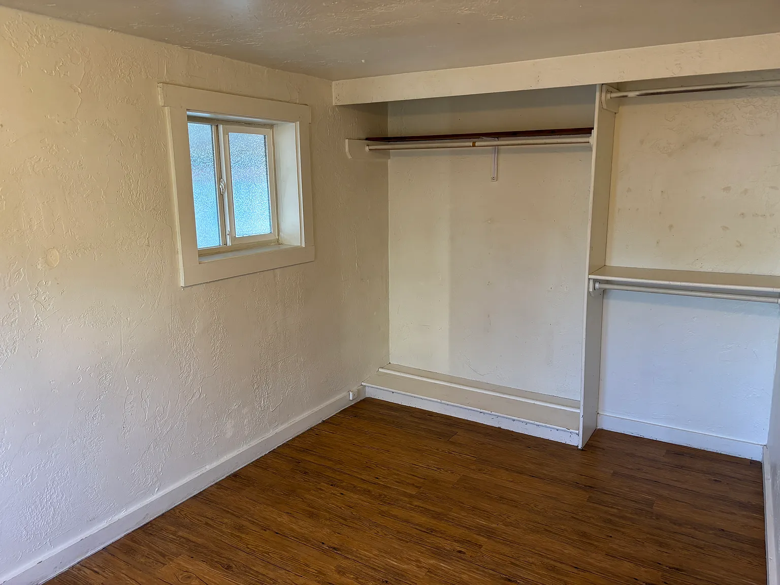 2 bed, 1000 sqft, $1,395 — Photo 4