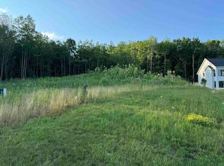 1451 Eventyr Heights Dr #8, De Pere, WI 54115