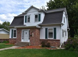 1006 15th St, Aurora, NE 68818