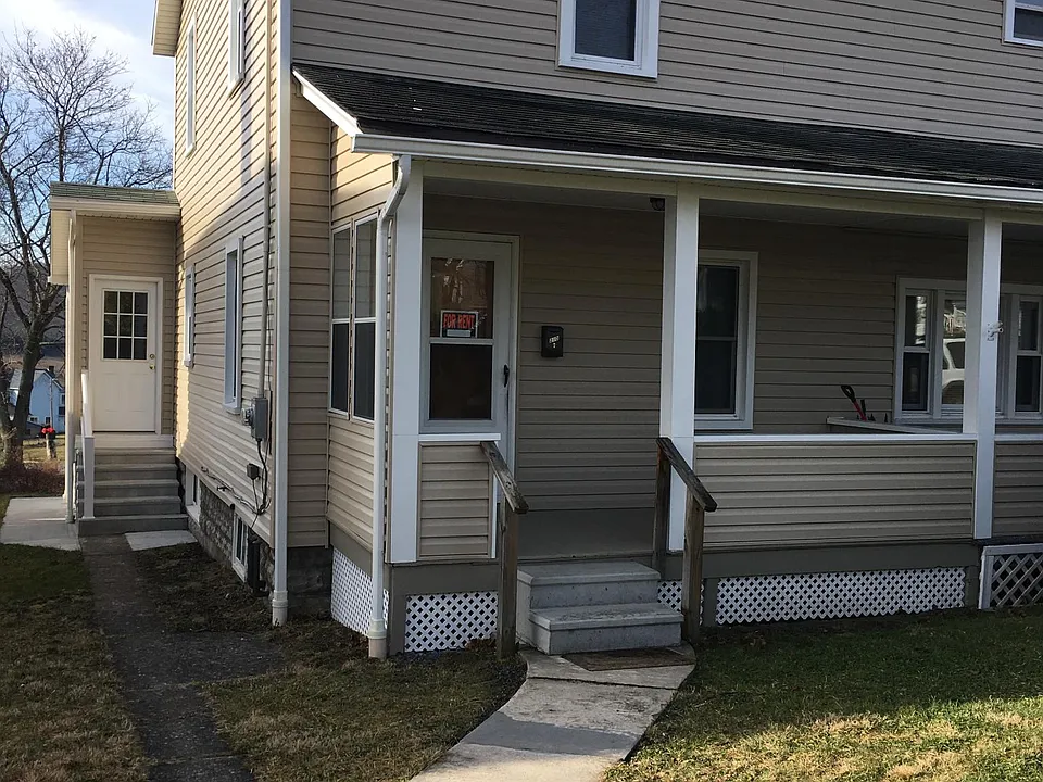 210 Somerset Ave