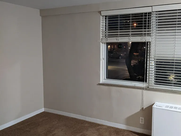 11850 Edgewater Dr #101 — Photo 5