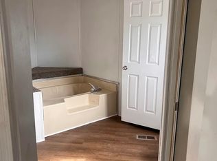 2249 Martha Dr, Hartsville, SC 29550