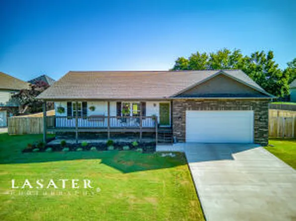 1209 W Holt Ave, Harrison, AR 72601