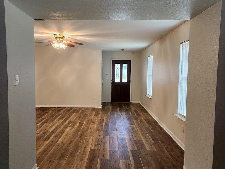 3639 John Hancock Ln — Photo 5