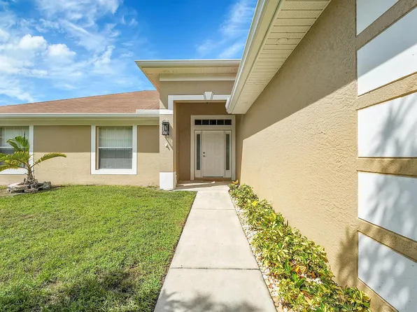 886 SE Proctor Lane, Port St Lucie, FL 34983