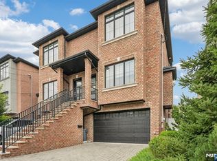 85 Washington Ave #85, Cliffside Park, NJ 07010