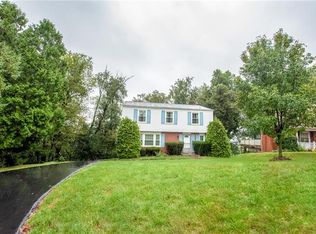 5888 Barnes Ave, Bethel Park, PA 15102
