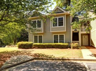 32 Middleton Pl, Roswell, GA 30075