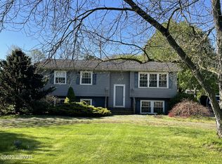 294 Davidson Rd, Jersey Shore, PA 17740