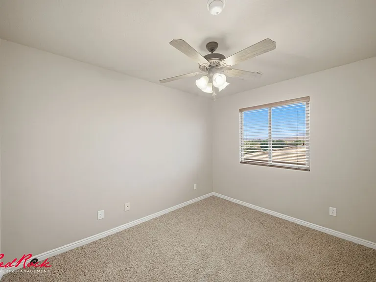 2422 S River Rd #5 — Photo 20