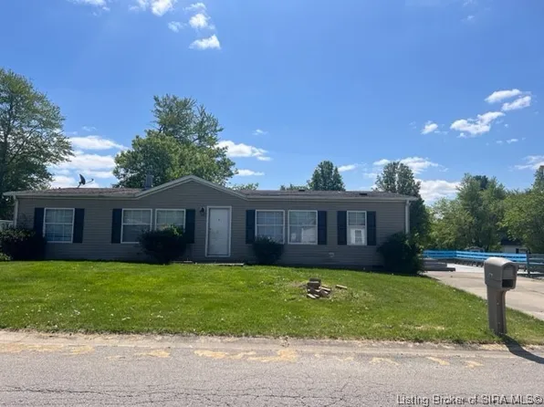 1711 Magnolia Avenue, Madison, IN 47250