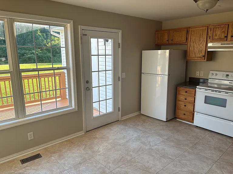 103 Martin Ct #A — Photo 11