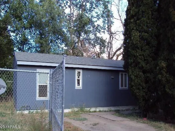 91 E Birch Ave, White Swan, WA 98952