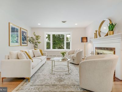 2566 Military Rd, Arlington, VA, 22207