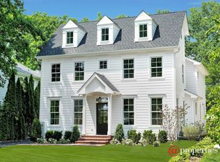 1493 Asbury Ave, Winnetka, IL 60093