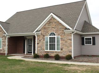 1815 Lov Flo Rd W, Paducah, KY 42001