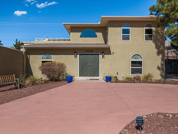 2nd image of 13401 Desert Hills Pl NE