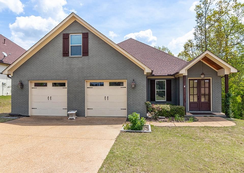 1st image of 605 Tuscan Valley Dr