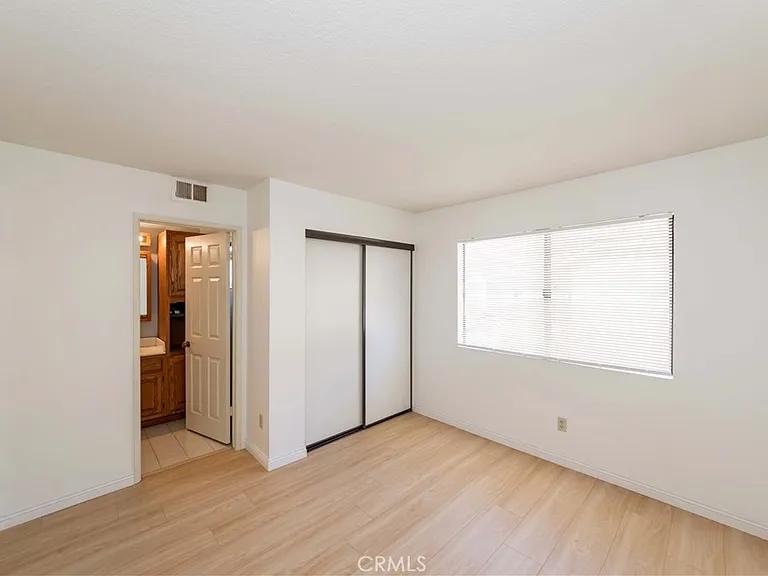 2577 Plaza Del Amo #737 — Photo 16