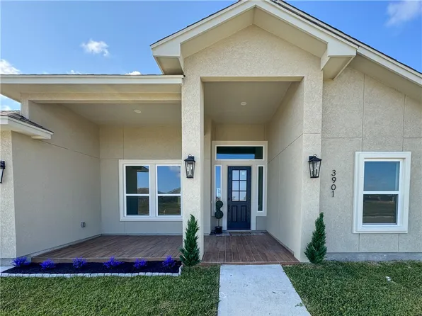 3901 Morteza Dr, Corpus Christi, TX 78414