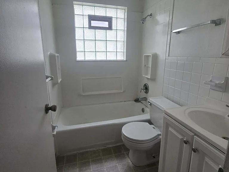 7709 Circle Dr — Photo 13