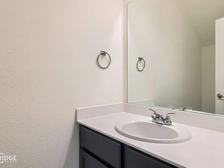 1412 Lake Crest Ln — Photo 25