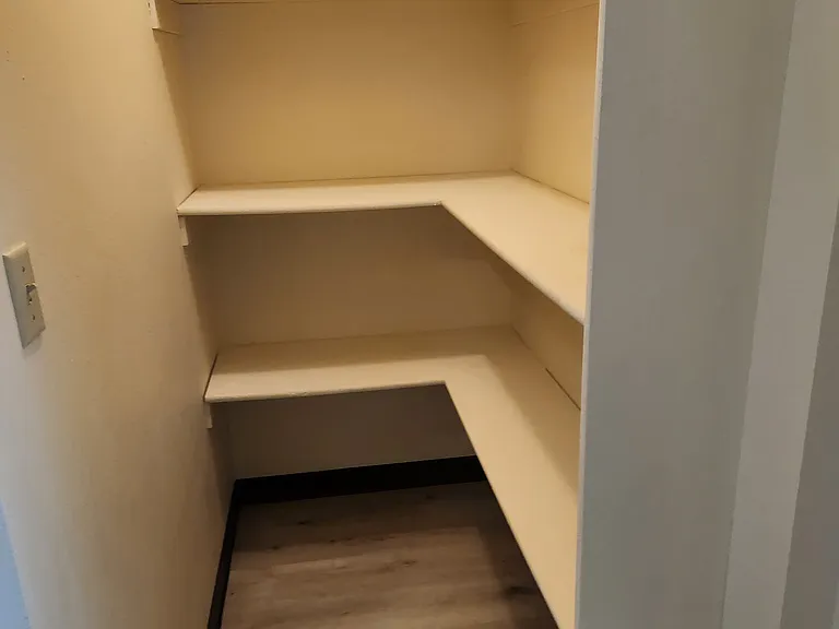 538 S Sobotta St #201 — Photo 3