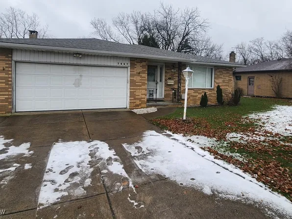 7557 Biscayne Blvd, Parma, OH 44134