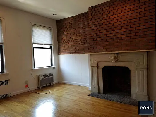 Rented by Bond New York | media 24