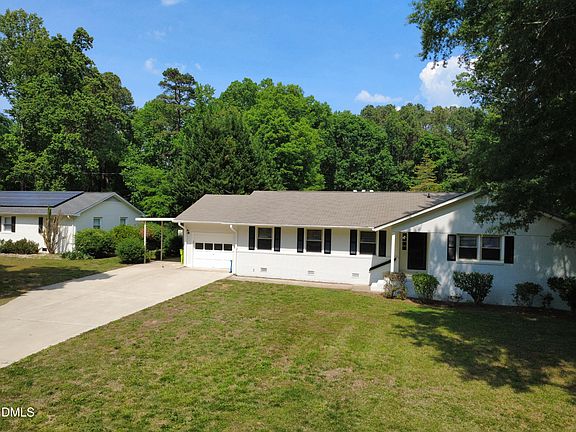 3rd image of 1523 Goodwin Rd