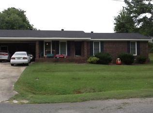 4 Raintree Dr SE, SILVER CREEK, GA 30173