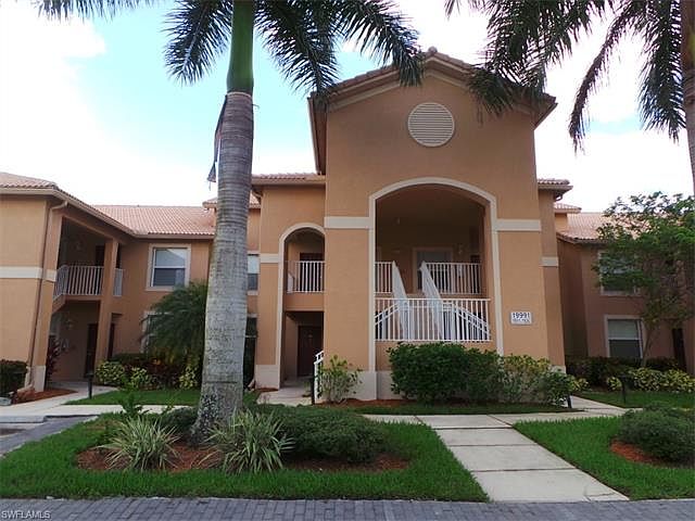 1st image of 19991 Barletta Ln Unit 1913
