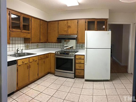 4th image of 139 Berry Patch Ln