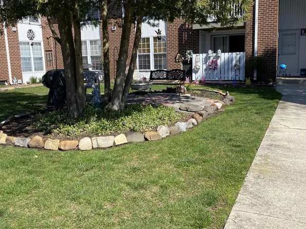 275 Arbor Grn #4N4, Beverly, NJ 08010