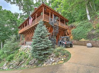 665 Laurels Rd, Johnson City, TN 37601