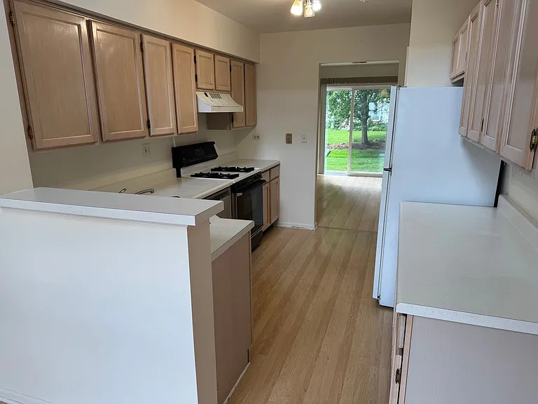 234 Birmingham Ct #234 — Photo 5