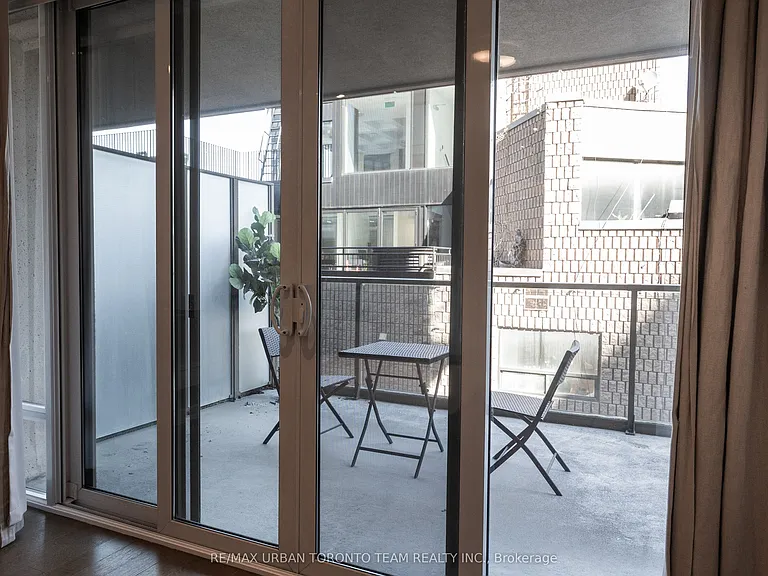 80 Yorkville Ave #303 — Photo 30